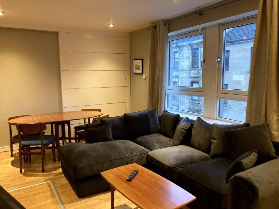 Stylish 2 Bed Accessible Flat Perfect Location Apartment Glasgow Exterior foto